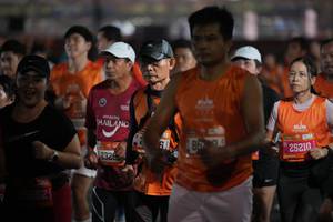 BIB: 25662, 2329, 860, 25210
                            <button type="button" onclick="openModal(21019316)" class="btn btn-primary btn-sm float-right btn-popup" data-toggle="modal" data-target=".modal-high-quality">
                        <i class="fas fa-shopping-cart"></i> Add to Cart
                    </button>
                                            <button type="button" onclick="isThisMe(21019316, true)" class="btn btn-success btn-sm float-right btn-popup btn-isme hidden" data-toggle="tooltip" data-placement="bottom" title="นี่คือรูปของคุณใช่ไหม คลิกที่นี่เพื่อเอาเข้าอัลบั้ม">
                        <i class="fas fa-plus"></i> Add to album
                    </button>
                    <button type="button" onclick="isThisMe(21019316, false)" class="btn btn-warning btn-sm float-right btn-popup btn-isnotme hidden">
                        <i class="fas fa-ban"></i> Remove from album
                    </button>